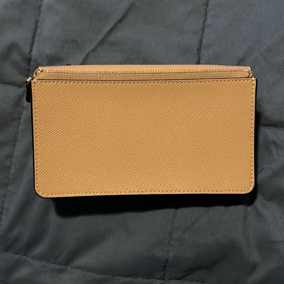 COACH FOLDOVER DAISY APPLIQUE SNAKE EMBOSSED LEATHER WRISTLET WALLET TAUPE - Picture 6 of 7